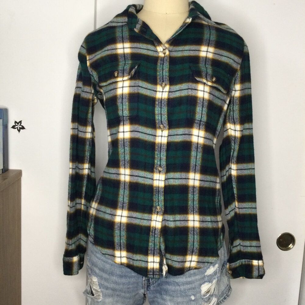 American Eagle Outfitters button down shirt